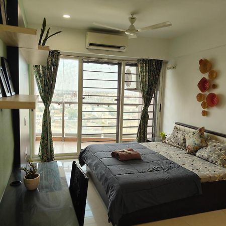 Ferienwohnung Staeg Skyline View 3Bhk - 1404 Indore Exterior foto